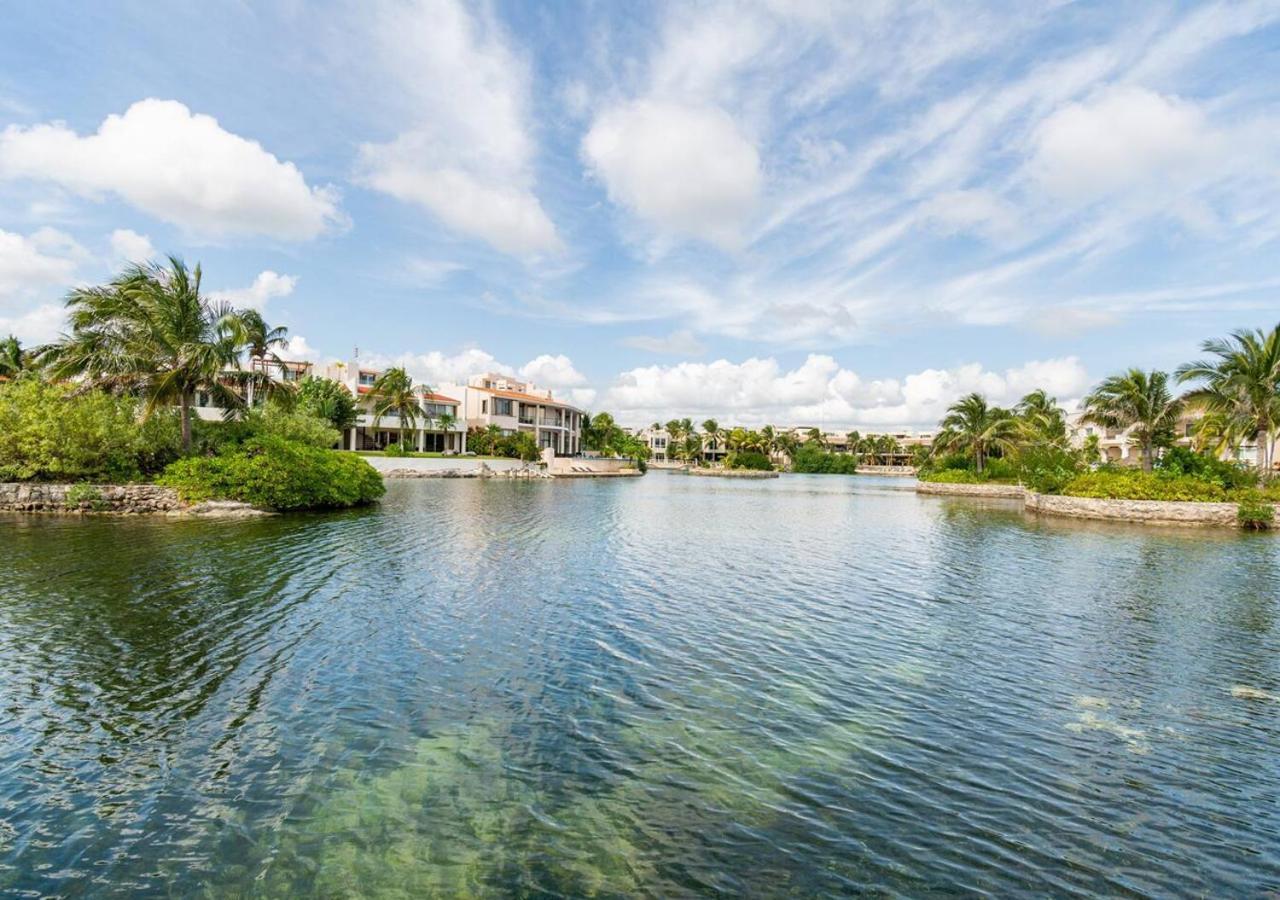 High-End Waterfront Condo At Secrets Waters 普托阿范特拉斯 外观 照片