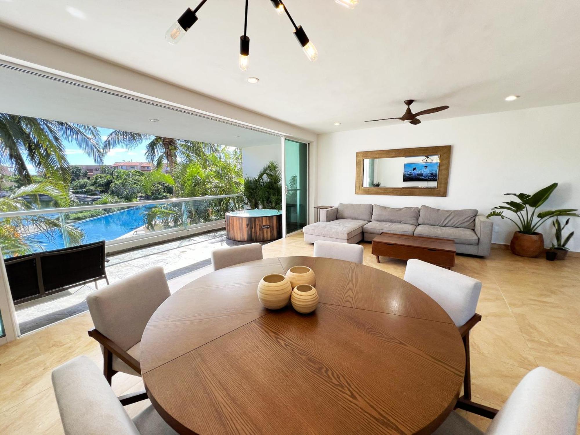 High-End Waterfront Condo At Secrets Waters 普托阿范特拉斯 外观 照片