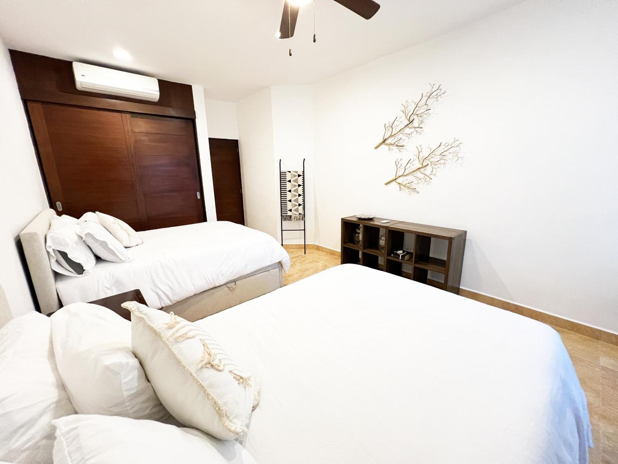 High-End Waterfront Condo At Secrets Waters 普托阿范特拉斯 外观 照片